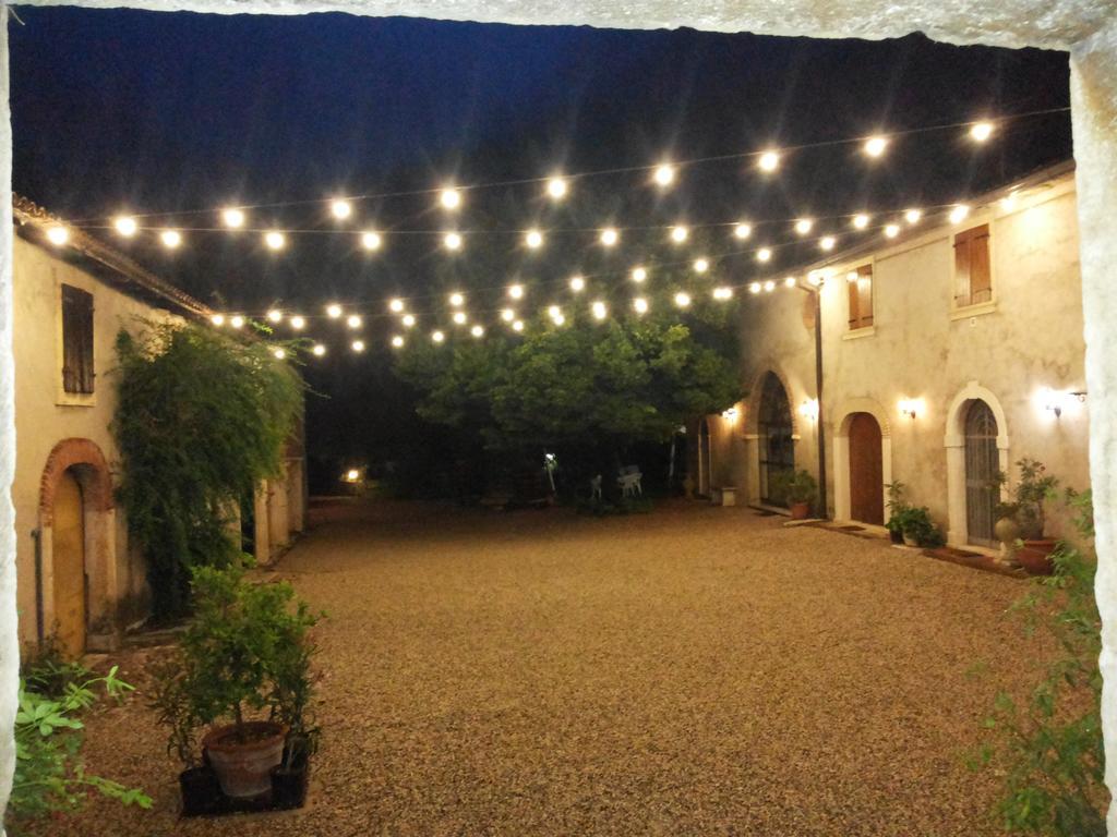 Agriturismo Della Pieve باردولينو الغرفة الصورة